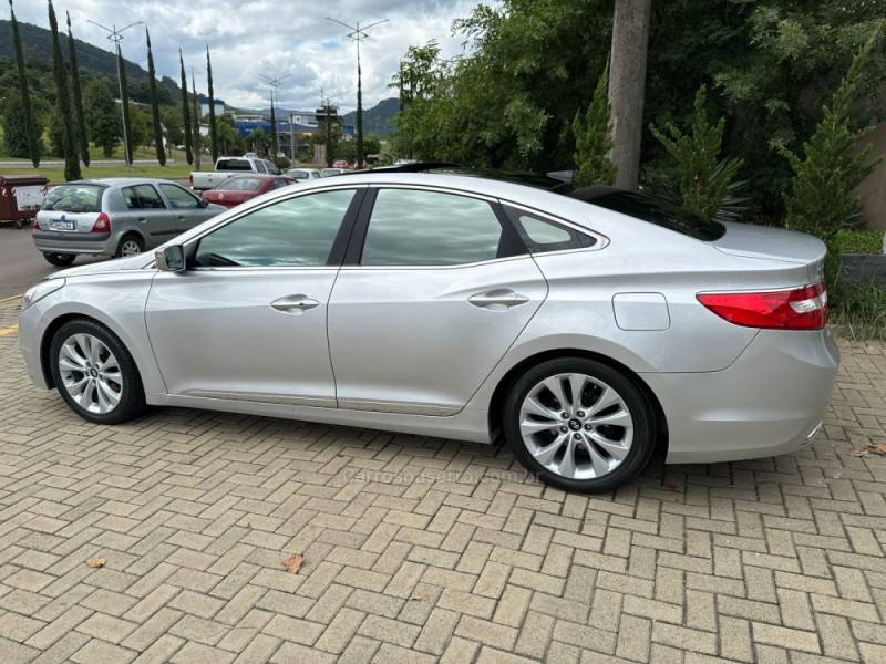 HYUNDAI - AZERA - 2014/2014 - Prata - R$ 82.000,00