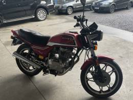 HONDA - CB 400 - 1983/1983 - Vermelha - R$ 22.900,00