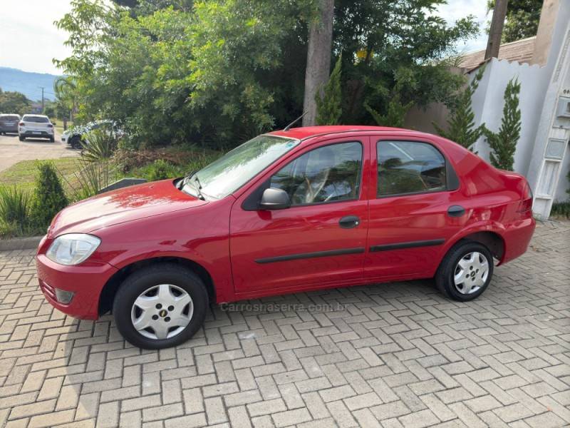 CHEVROLET - PRISMA - 2008/2008 - Vermelha - R$ 26.900,00