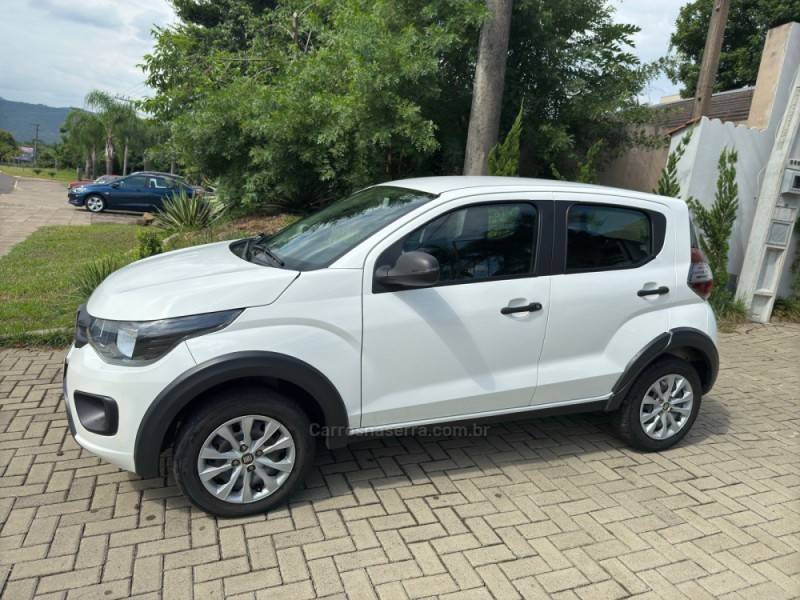 FIAT - MOBI - 2022/2022 - Branca - R$ 55.000,00