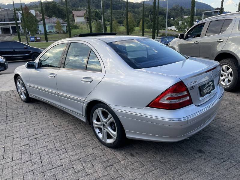 MERCEDES-BENZ - C 200 - 2006/2006 - Prata - R$ 49.900,00