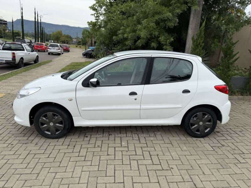 PEUGEOT - 207 - 2011/2011 - Branca - R$ 24.900,00