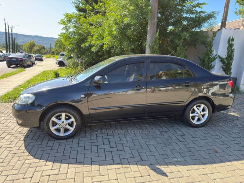 TOYOTA - COROLLA - 2004/2004 - Preta - R$ 35.000,00