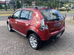 RENAULT - SANDERO - 2012/2012 - Vermelha - R$ 36.900,00