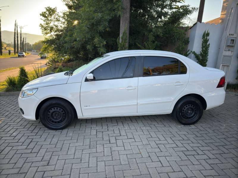 VOLKSWAGEN - VOYAGE - 2011/2011 - Branca - R$ 32.900,00